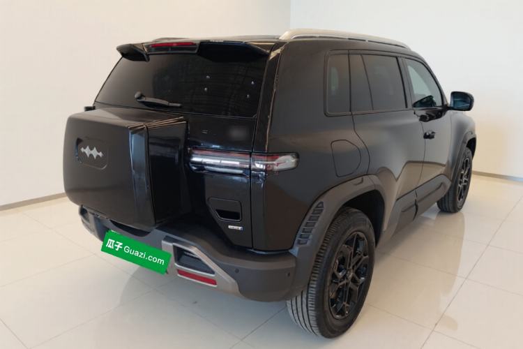 Used Formula Leopard Titanium 3 2025 501 km Range Rear-Wheel Drive Intelligent Driving Pro Version
