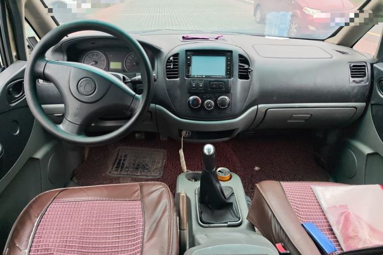Used FORTHING Lingzhi 2013 V3 1.5L 7-Seater Luxury Model
