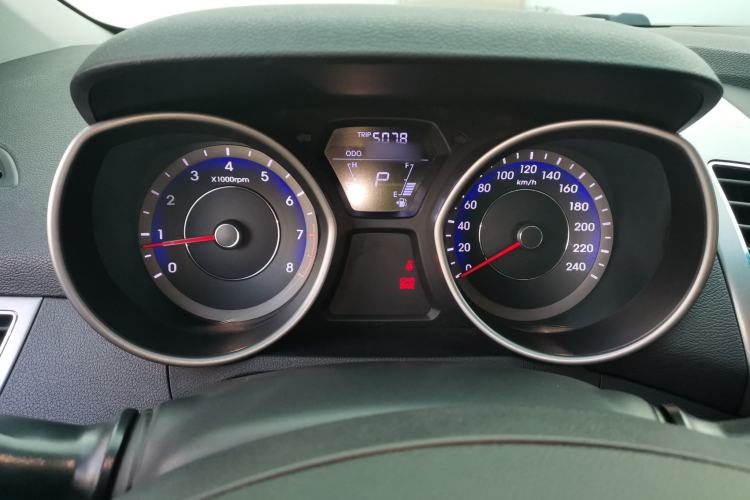 Used Hyundai Elantra (5th Generation / Langdong) 2012 1.6L Automatic Fashion Edition