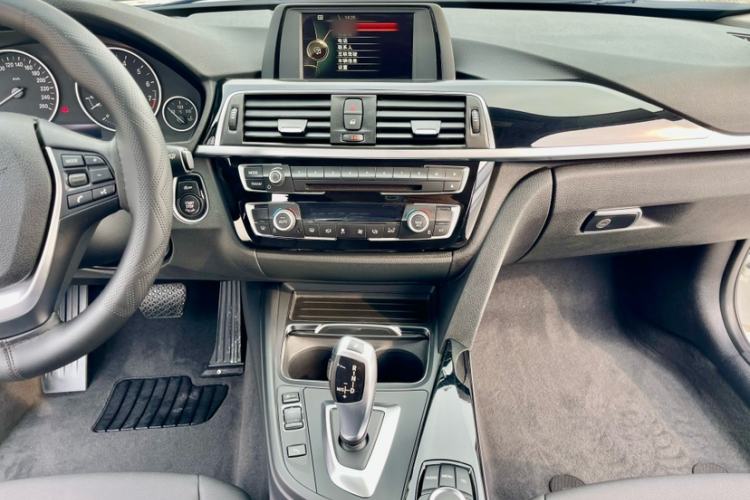 Used BMW 3 Series 2017 320Li Fashion Model