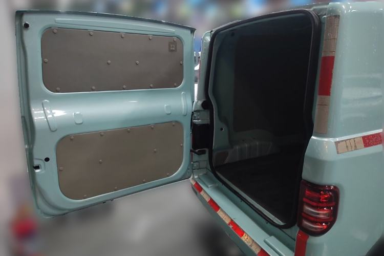 Used Chengshi 01 2023 Light Edition 1.5kW Charging Single-Row Closed-Body 2-Seater Cargo Van