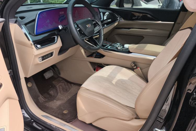 Used Cadillac XT5 2025 2.0T Luxury Version Left Front Seat