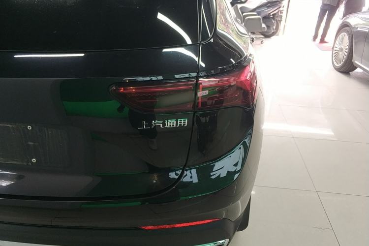 Used Buick Envision 2025 25T Entry-Grade Platinum Edition
