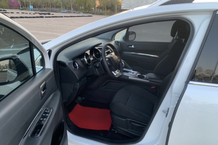 Used Peugeot 3008 2016 2.0L Automatic Standard Edition Left Front Seat