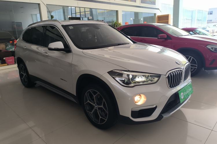 Used BMW X1 2016 sDrive20Li Luxury Model Front Right 45 Deg