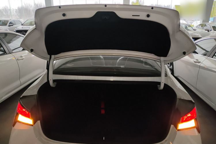 Used Hyundai Elantra 2023 1.5L CVT GLX Elite Edition