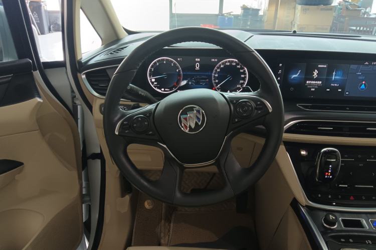 Used Buick GL8 2022 ES Landtrek 653T Luxury Edition
