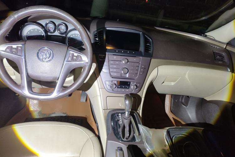 Used Buick Regal 2012 2.0L Luxury Edition
