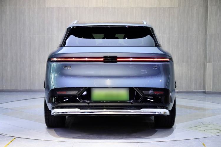 Used Zeekr 7X 2025 100 kWh Long-Range Rear-Wheel Drive with Intelligent Driving Features