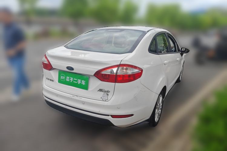 Used Ford Fiesta 2013 Sedan 1.5L Automatic Fashion Edition
