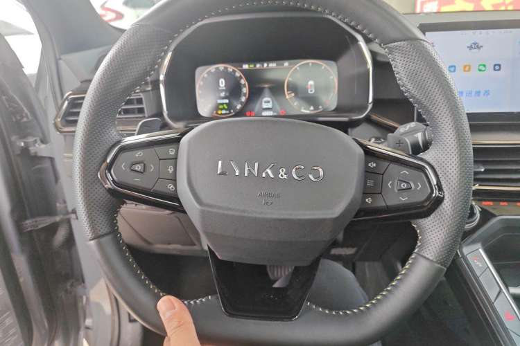 Used Lynk & Co 06 2023 Remix 1.5T Dynamic Halo