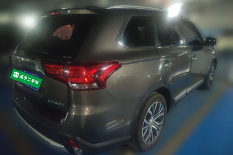 Used Mitsubishi Outlander 2018 2.4L 4x4 Elite Edition 5 Seats
