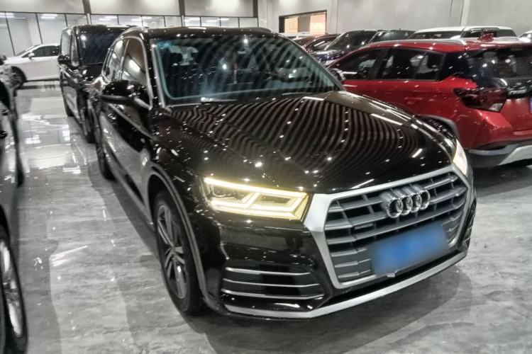 Used Audi Q5L 2020 40 TFSI Prestige Fashion Edition Front Right 45 Deg