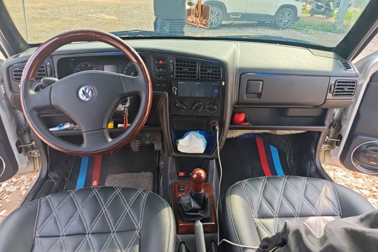 Used Volkswagen Jetta 2010 1.6L Partner
