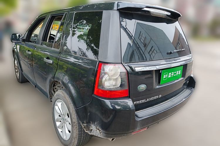 Used Land Rover Freelander 2 2011 3.2L i6 HSE Gasoline Edition Rear Left 45 Deg