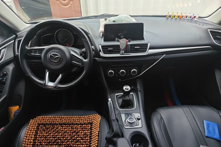 Used Mazda 3 Axela 2017 Sedan 1.5L Manual Comfort Model Emission Standard China V Center Console