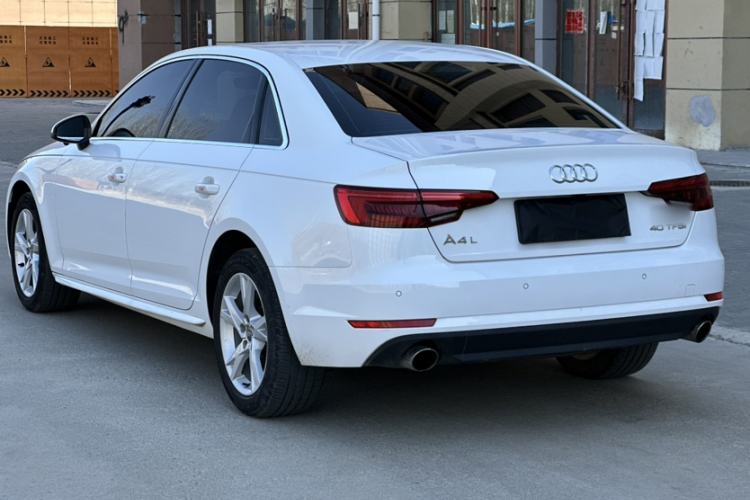 Used Audi A4L 2017 40 TFSI Ambition Edition