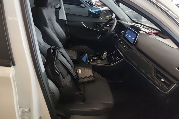 Used Chery Tiggo 8 2022 1.5 TCI Automatic Exclusive Edition 5 Seats Right Front Seat