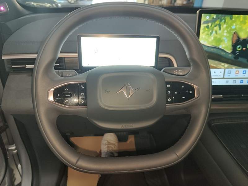 Used Dongfeng eπ eπ008 2024 636Max All-Electric Version 6 Seats — 10