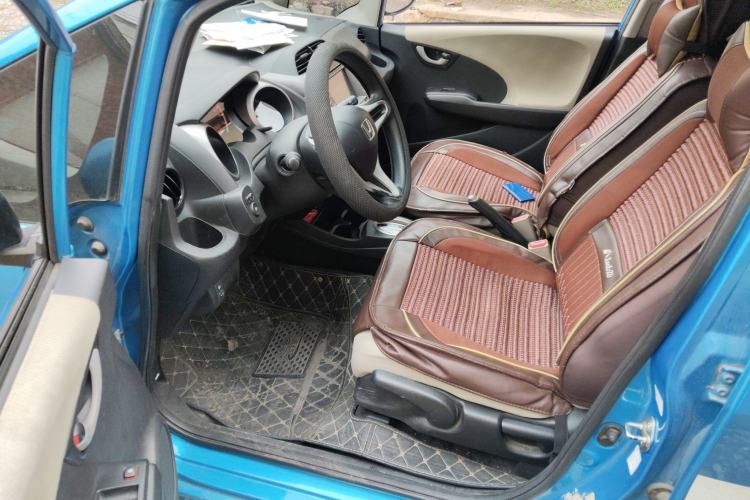 Used Honda Fit 2011 1.5L Automatic Luxury Edition
