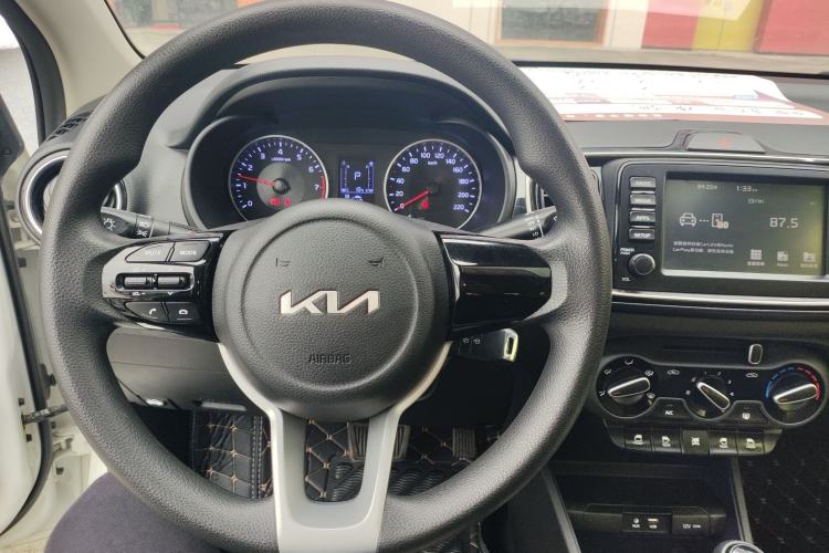 Used Kia Pegas 2020 Revised Version 1.4L Automatic Elite Connect Edition Center Console