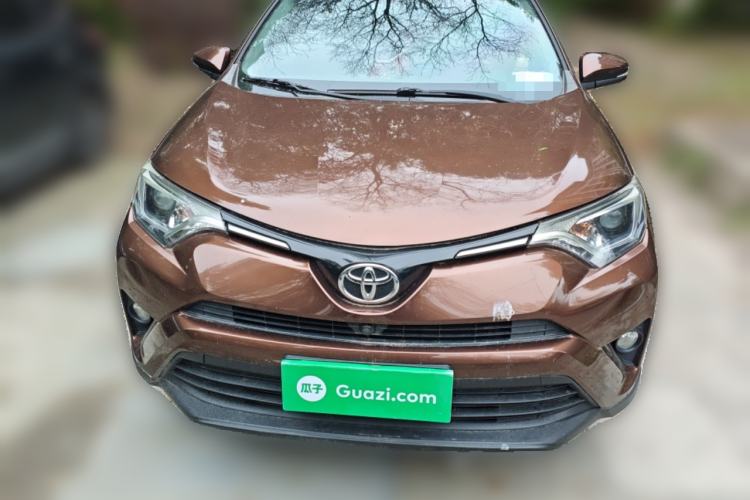 Used Toyota RAV4 2016 2.0L CVT Two-Wheel Drive Fashion Edition China V Standard Front