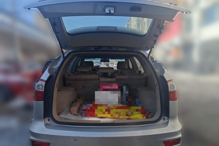 Used BYD S6 2011 2.4L Automatic Luxury Edition
