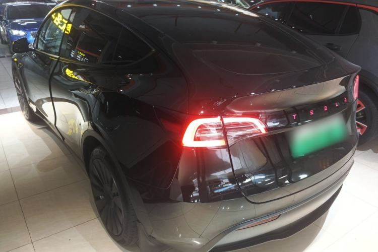 Used Tesla Model Y 2022 Rear-Wheel-Drive Version
