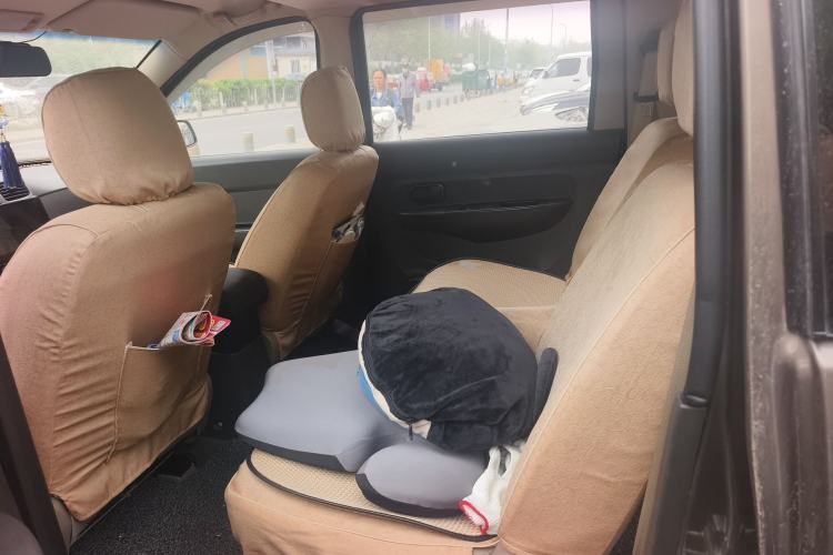 Used Wuling Hongguang 2014 1.5L S Standard Version Left Rear Seat