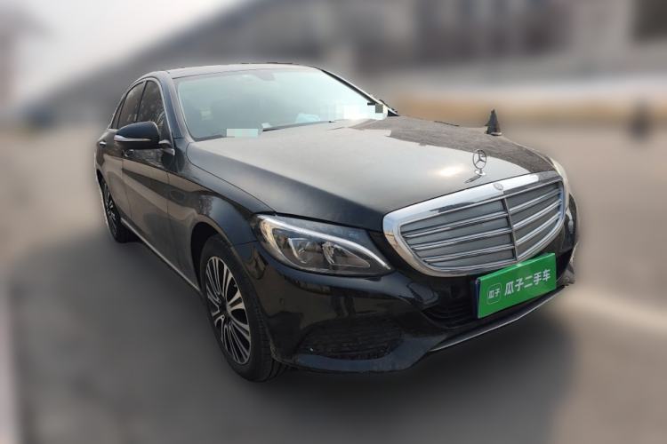 Used Mercedes-Benz C-Class 2015 Facelift C 200 L