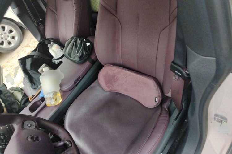 Used Nio ET5 2022 75 kWh Left Front Seat