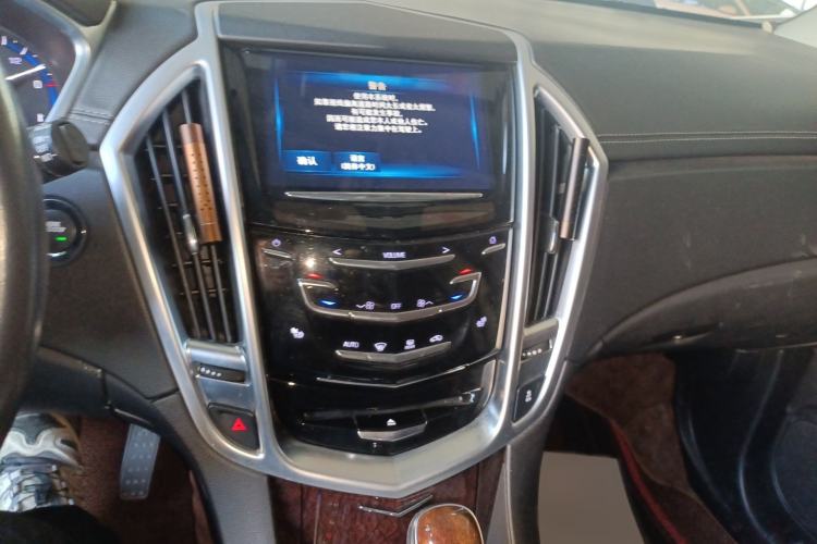 Used Cadillac SRX 2015 3.0L Elite Model Audio And AC Panel