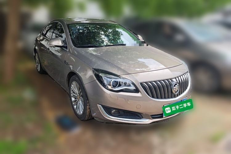 Used Buick Regal 2014 2.4L SIDI Luxury Fashion Edition Front Right 45 Deg