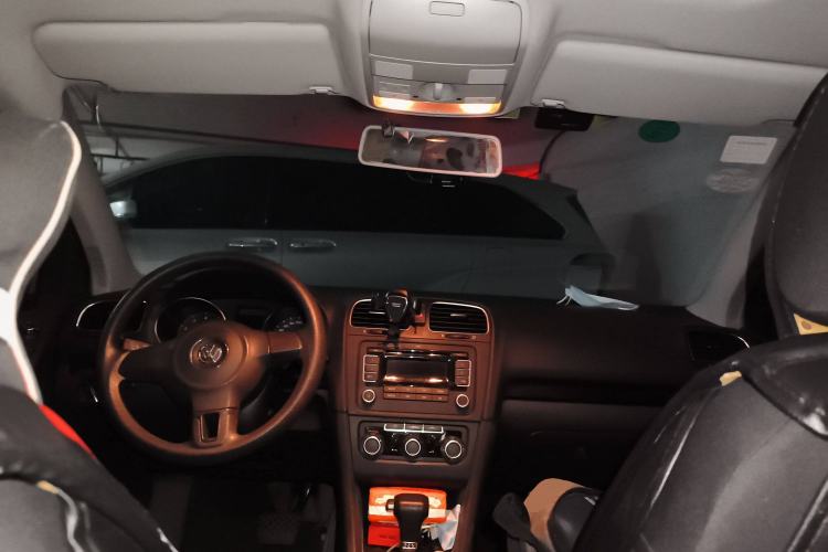 Used Volkswagen Golf 2010 1.6 Automatic Comfort Edition
