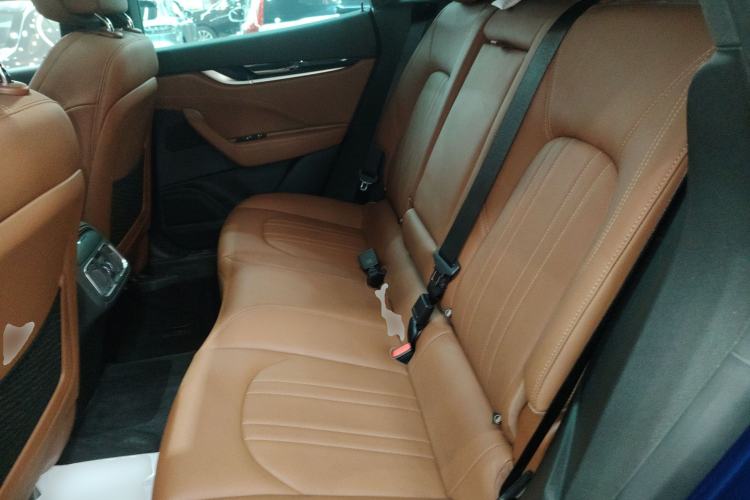 Used Maserati Levante 2019 3.0T Standard Version China VI Left Rear Seat