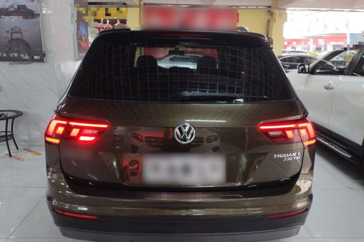 Used Volkswagen Tiguan L 2017 330TSI Automatic Two-Wheel Drive Luxury Edition Rear