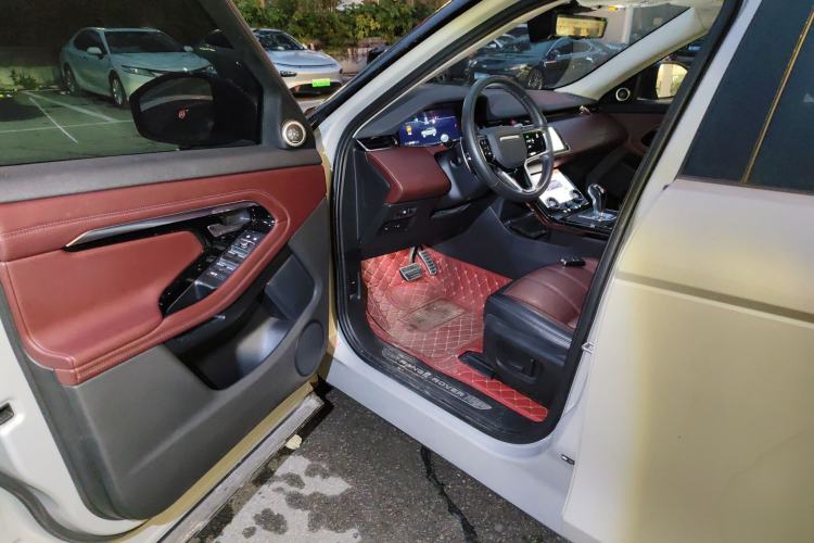 Used Land Rover Range Rover Evoque 2021 Range Rover Velar L 249PS R-Dynamic First Edition