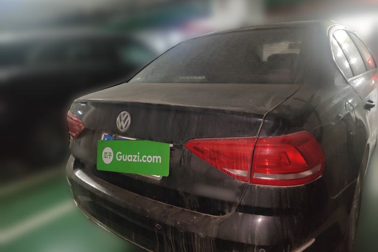 Used Volkswagen Lavida 2015 1.6L Manual Fashion Edition