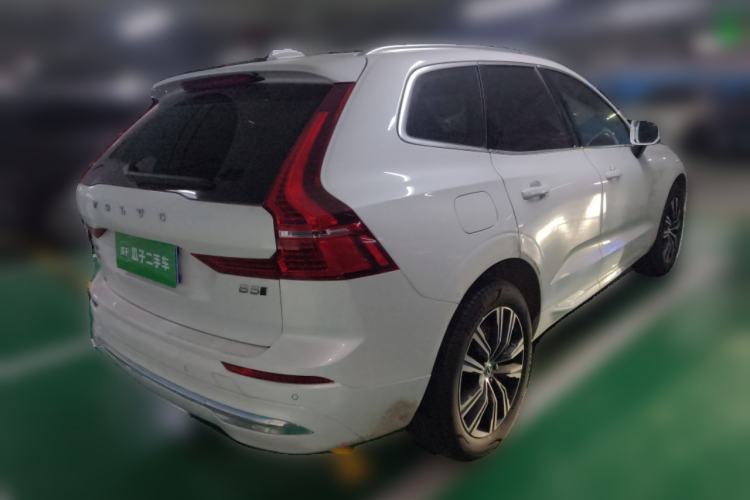 Used Volvo XC60 2022 B5 4x4 Smart Luxury Edition
