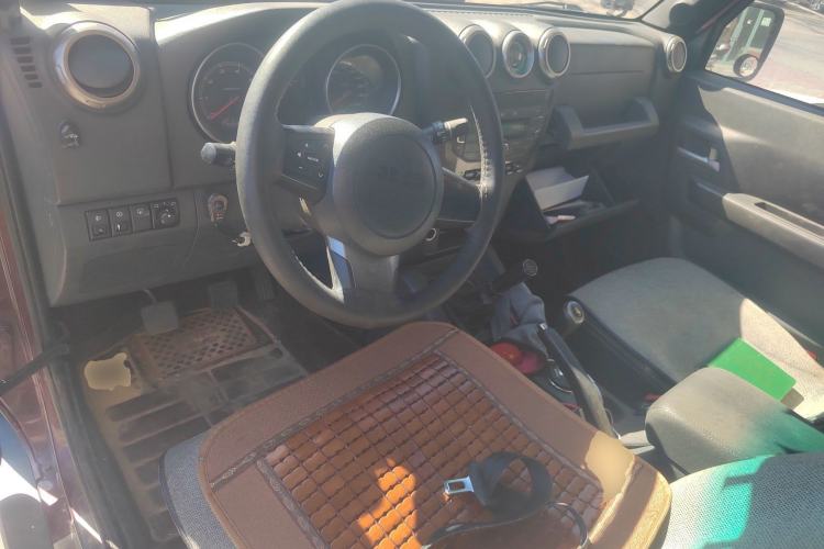 Used BAIC Off-Road BJ40 2014 2.4L Manual Cross-Country Edition Center Console