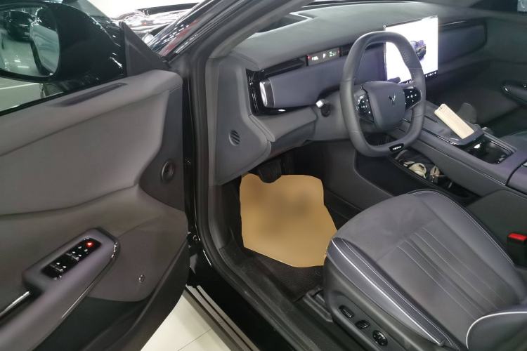 Used VOYAH COURAGE 2024 Four-Wheel Drive Global Edition
