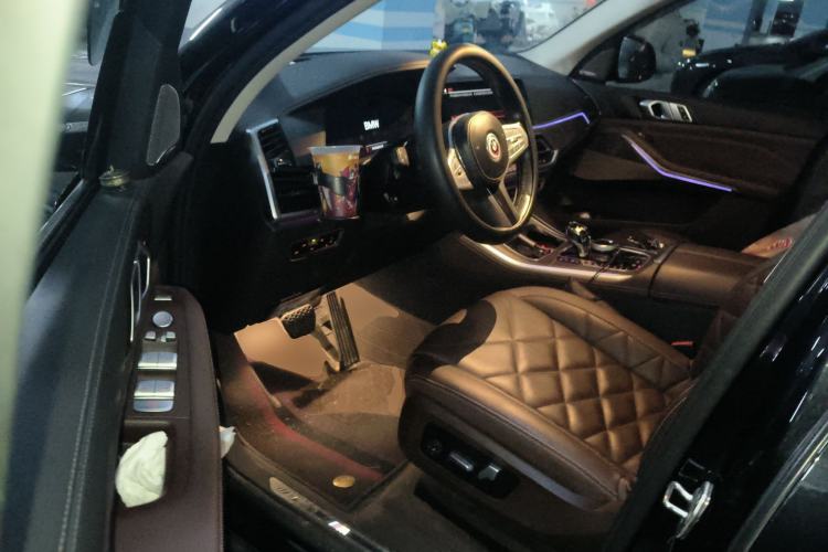 Used BMW X5 2022 Restyled xDrive 30Li Luxury Version M Sport Package