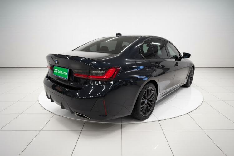 Used BMW 3 Series 2024 325i M Sport Night Edition Package Rear Right 45 Deg