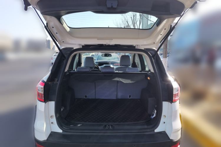 Used Ford Kuga 2018 EcoBoost 180 Two-Wheel-Drive Platinum Edition
