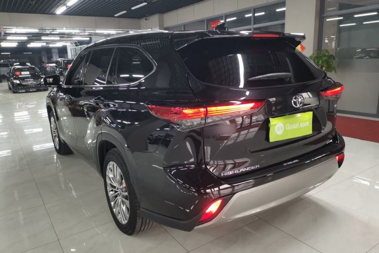 Used Toyota Highlander 2024 2.5L Smart Electric Hybrid Dual-Engine Four-Wheel Drive Prestige Version – 7 Seats