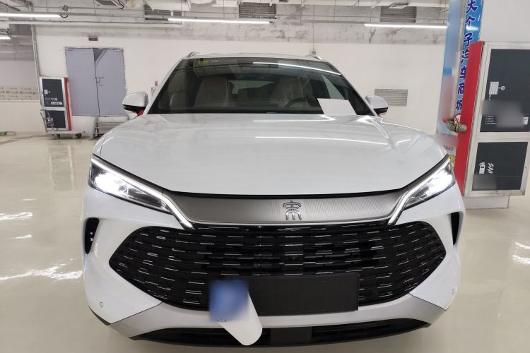 Used BYD Song L DM-i 2024 112 km Beyond Edition Front