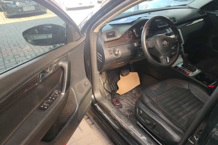 Used Volkswagen Magotan 2013 2.0 TSI Prestige Model Driver Seat