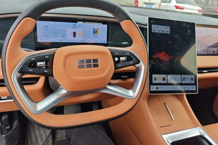 Used Geely Galaxy L7 2025 EM-i 115km Exploration+ Edition Center Console