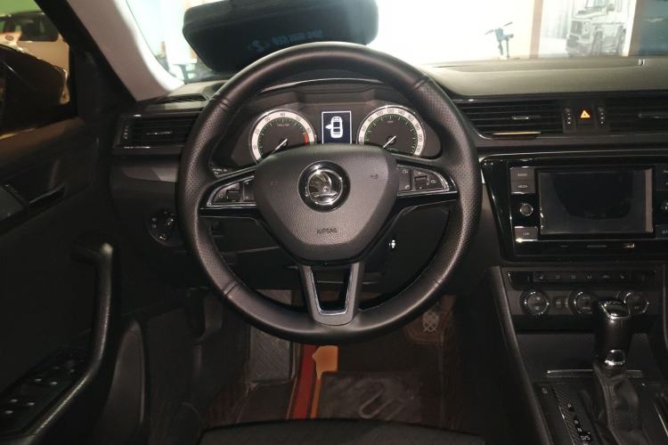 Used Skoda Superb 2018 TSI330 DSG Comfort Edition China V Standard
