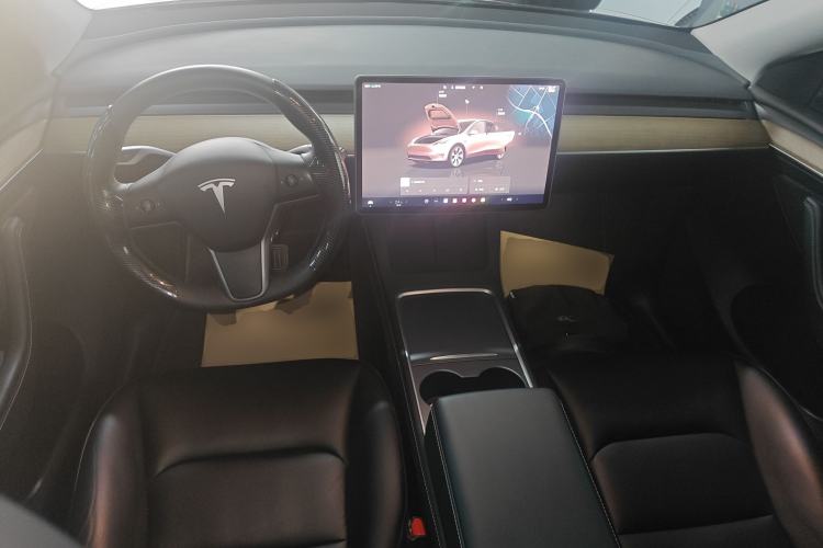 Used Tesla Model Y 2022 Revised Version Rear-Wheel Drive Center Console